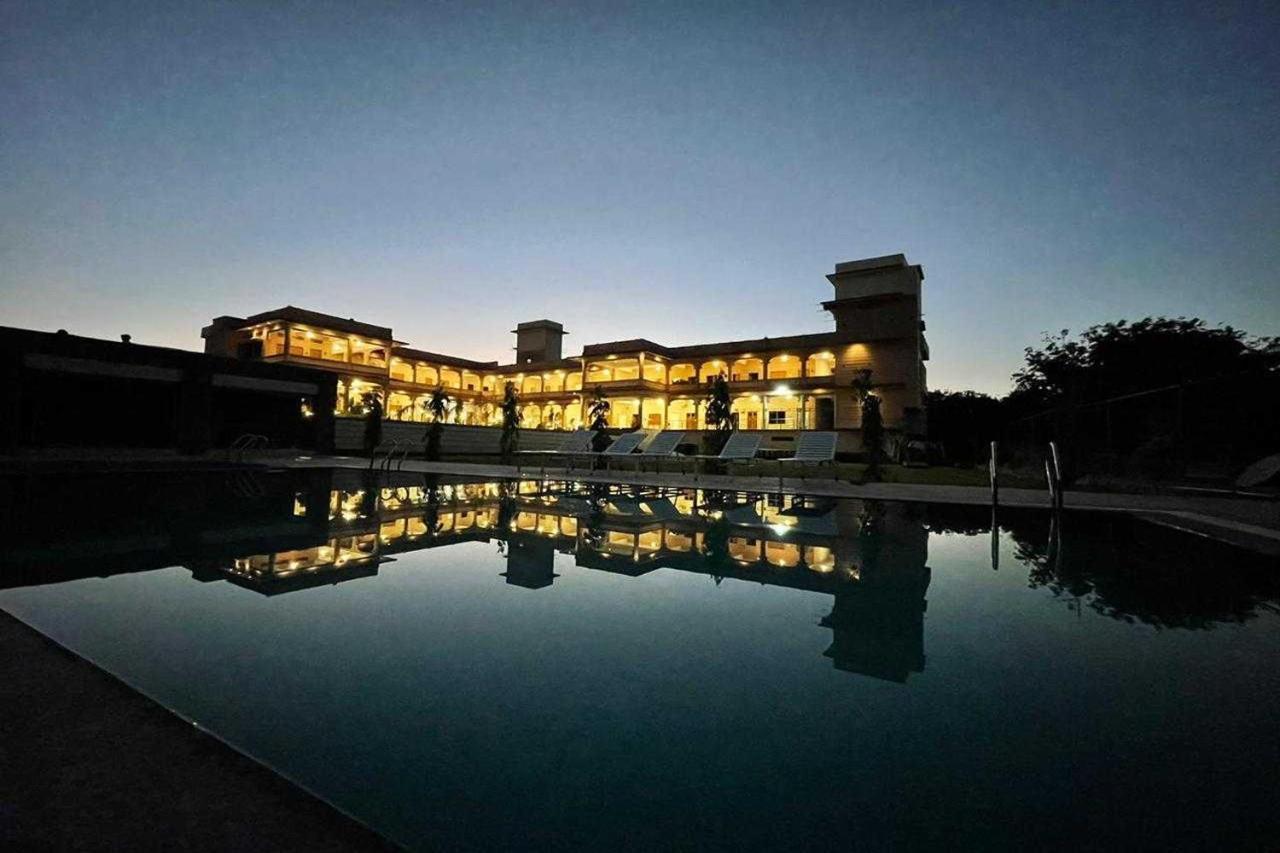Jai Niwas Palace Resort Кумбалгарх Екстериор снимка