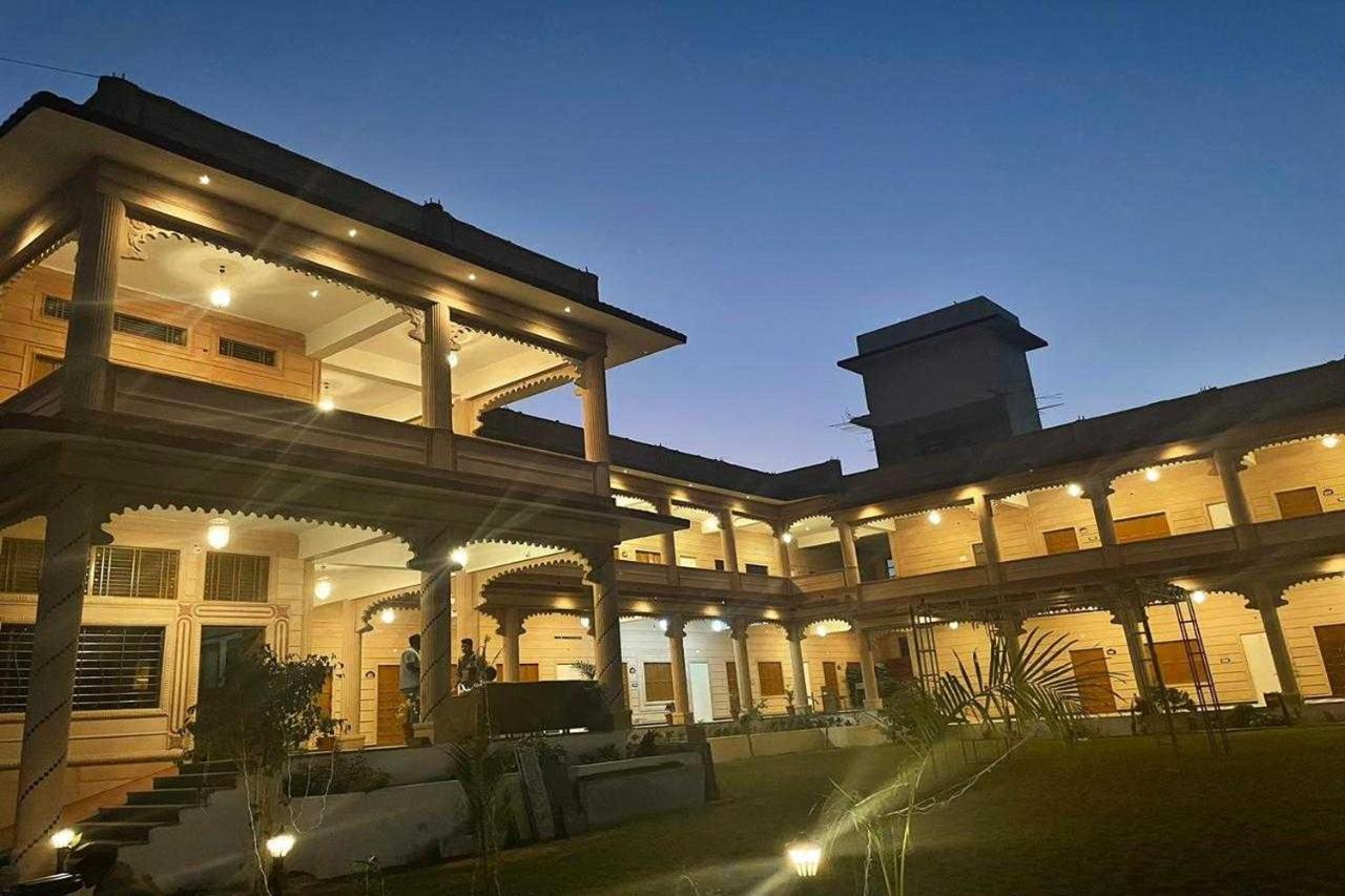 Jai Niwas Palace Resort Кумбалгарх Екстериор снимка